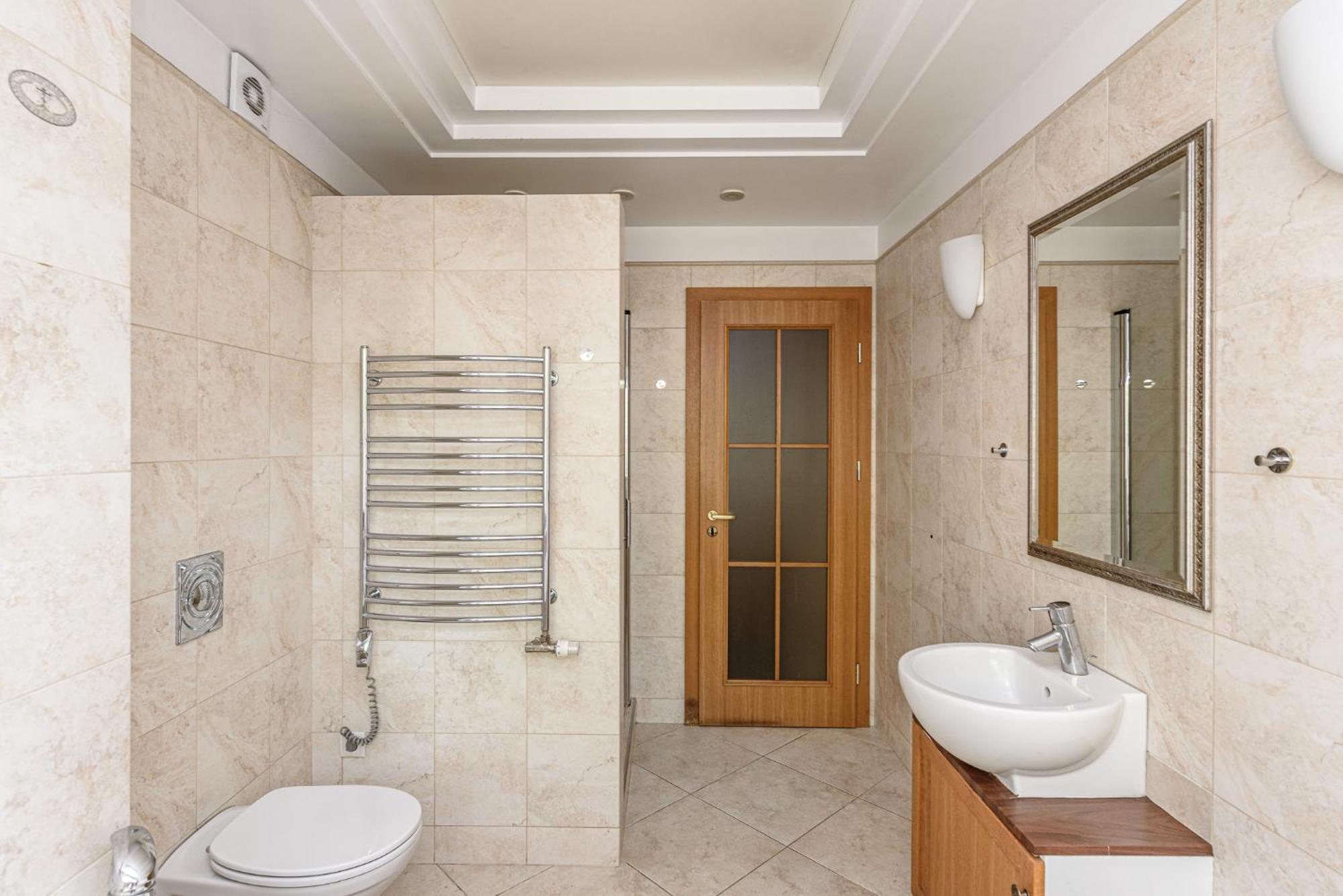 Jacuzzi Apartments X Free Parking X Self Check-In 24X7 By H&H VNO Exteriér fotografie