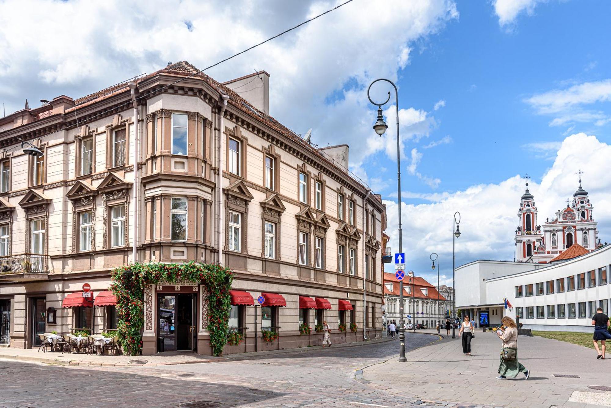 Jacuzzi Apartments X Free Parking X Self Check-In 24X7 By H&H VNO Exteriér fotografie